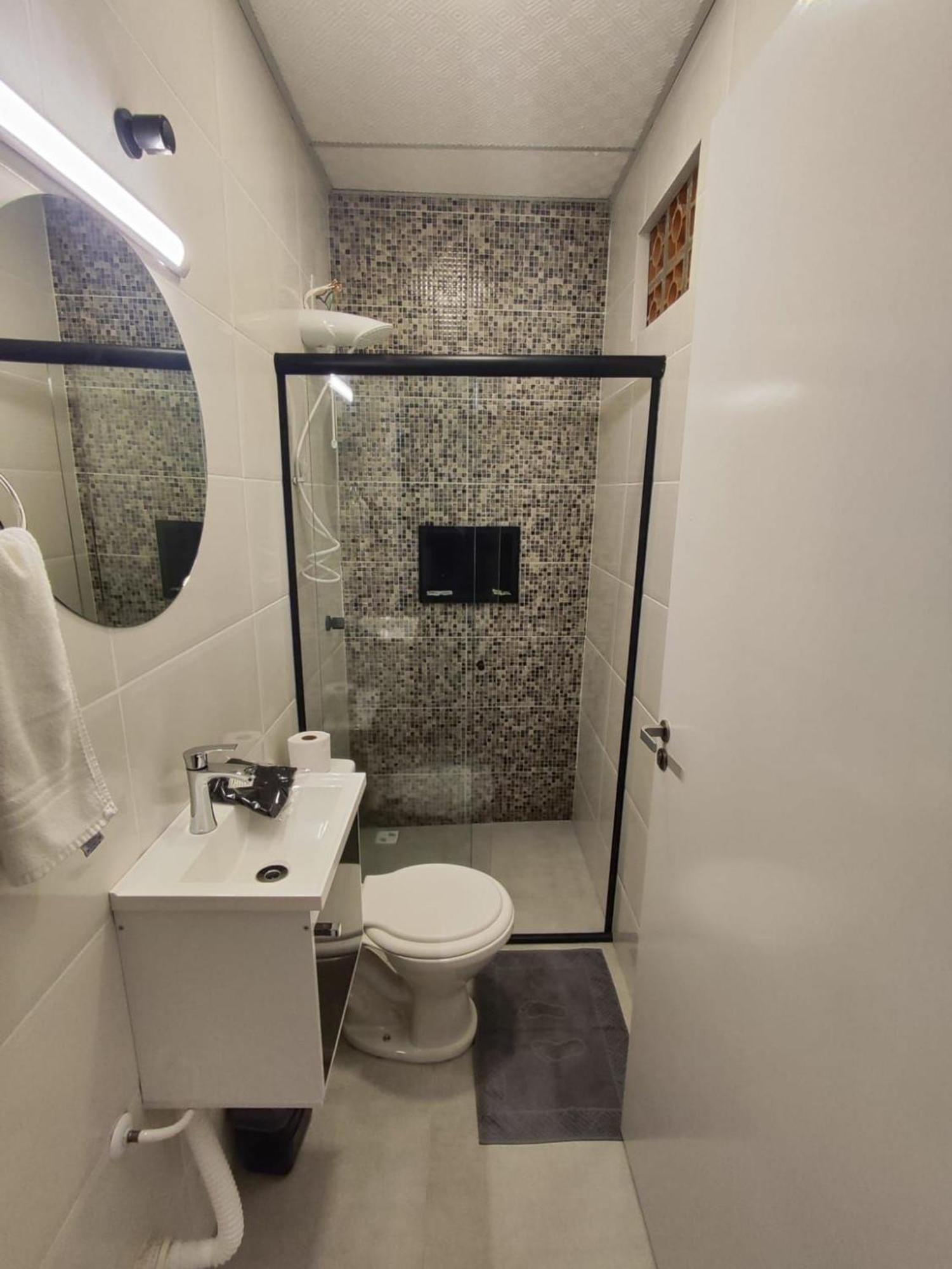 בלומנאו Villa Bilac - Studios Proximo A Vila Germanica Bairro Da Velha מראה חיצוני תמונה